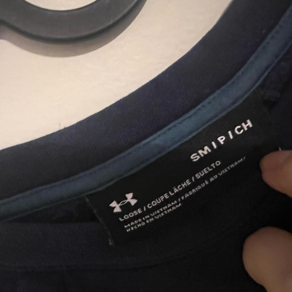 Under Armour Sweatshirt - Picture 3 of 3